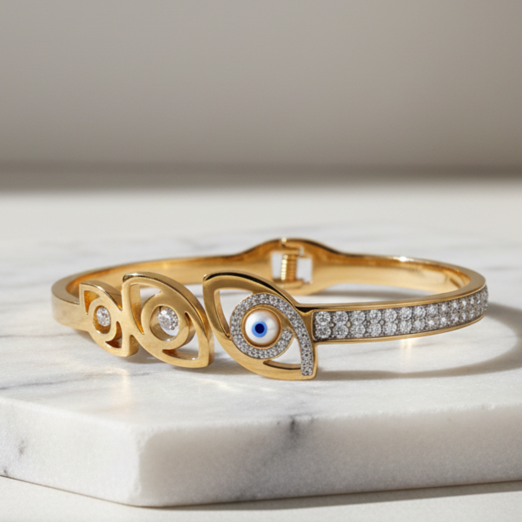 Evil Eye & Pearl Bracelet