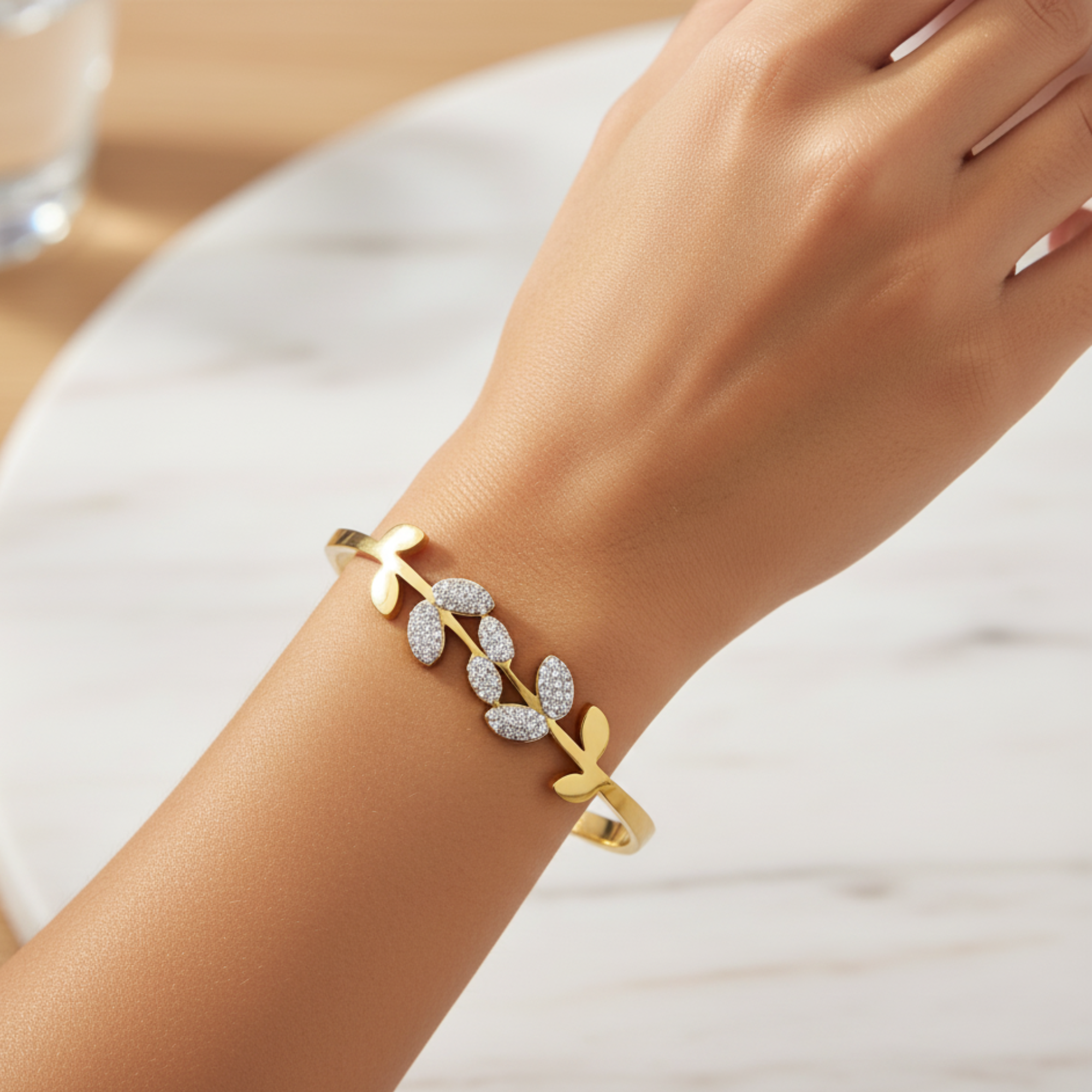 Gold Leafs With Diamond